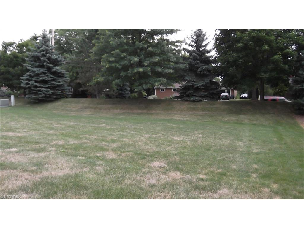 608 Glenbar St, Louisville, OH 44641