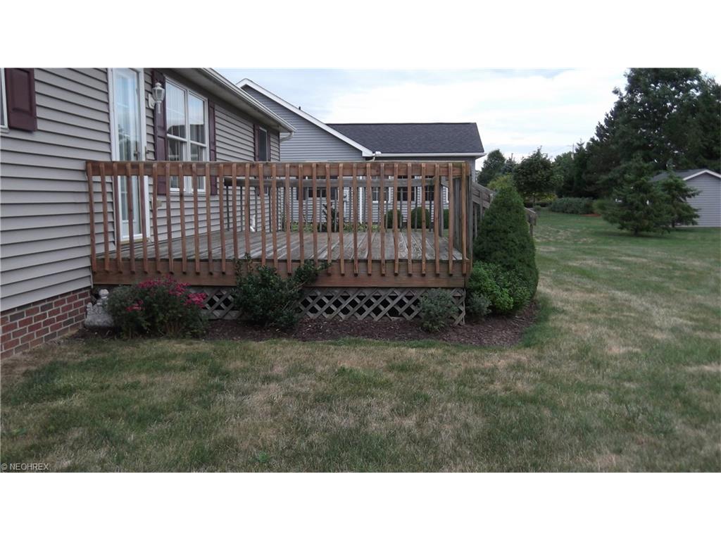 608 Glenbar St, Louisville, OH 44641