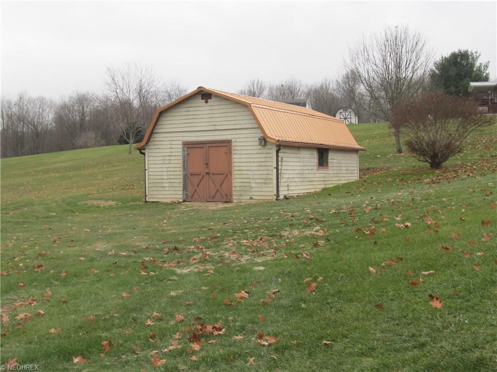 5574 Township Road 260, Millersburg, OH 44654