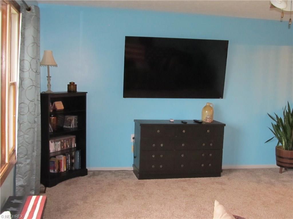 5574 Township Road 260, Millersburg, OH 44654