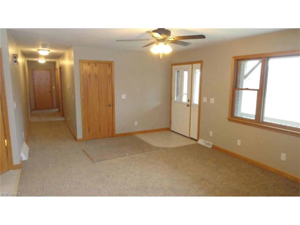 1601 Campbell Rd Southwest, New Philadelphia, OH 44663
