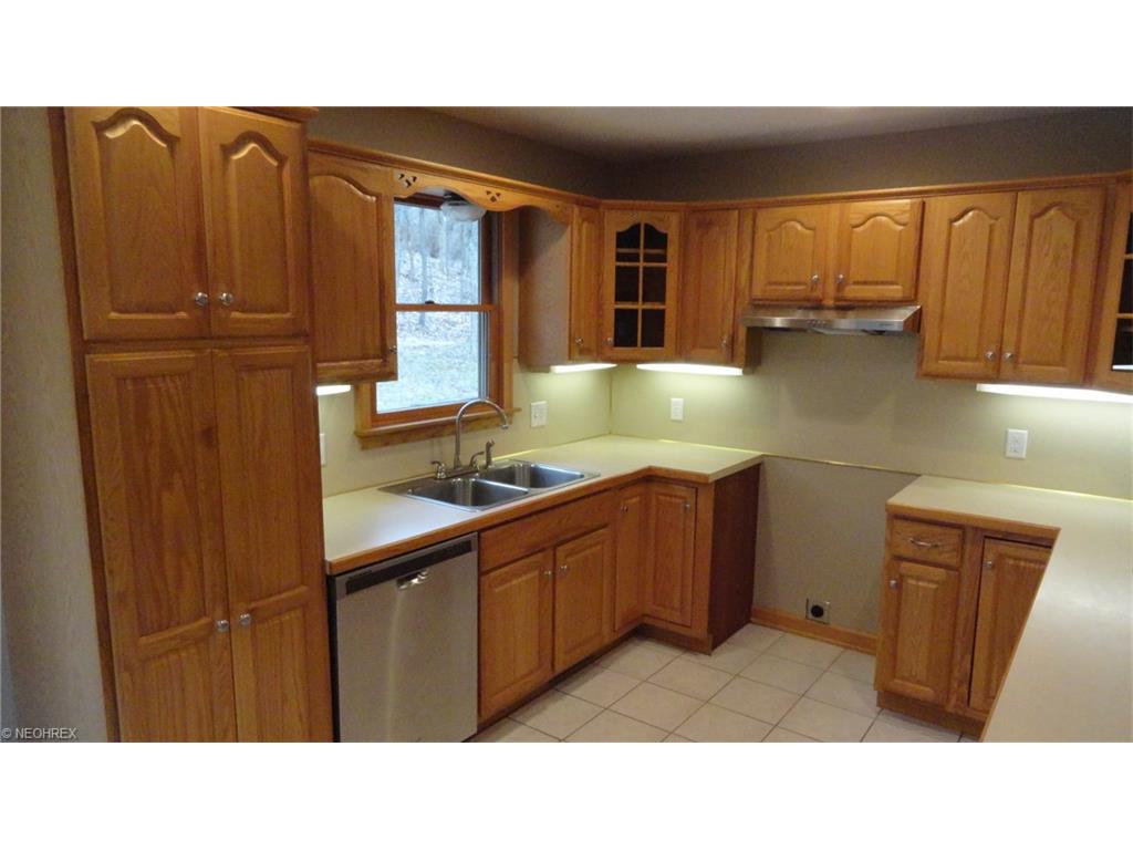 1601 Campbell Rd Southwest, New Philadelphia, OH 44663