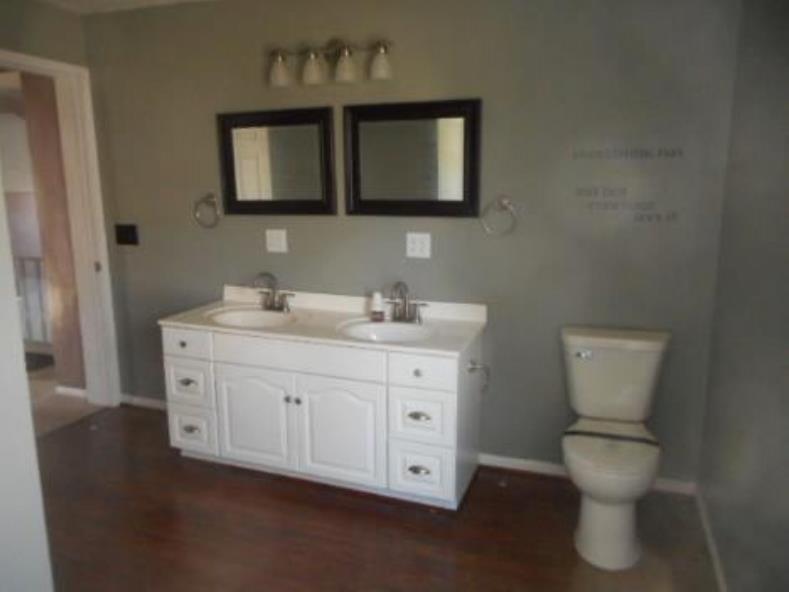 114 8th St NENew Philadelphia, OH, 44663Tuscarawas County