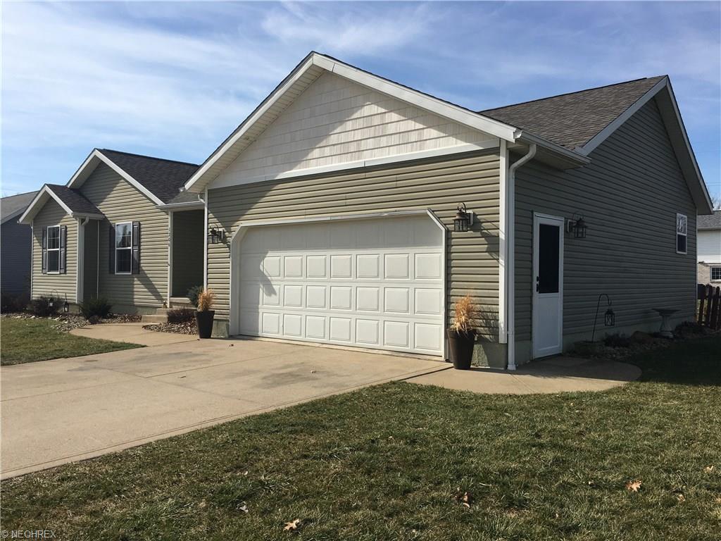 1206 Cecilia Dr Northwest, Strasburg, OH 44680