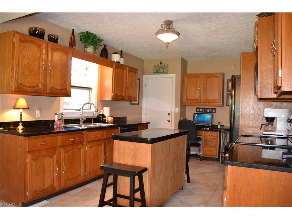 4057 Martindale Rd Northeast, Canton, OH 44705
