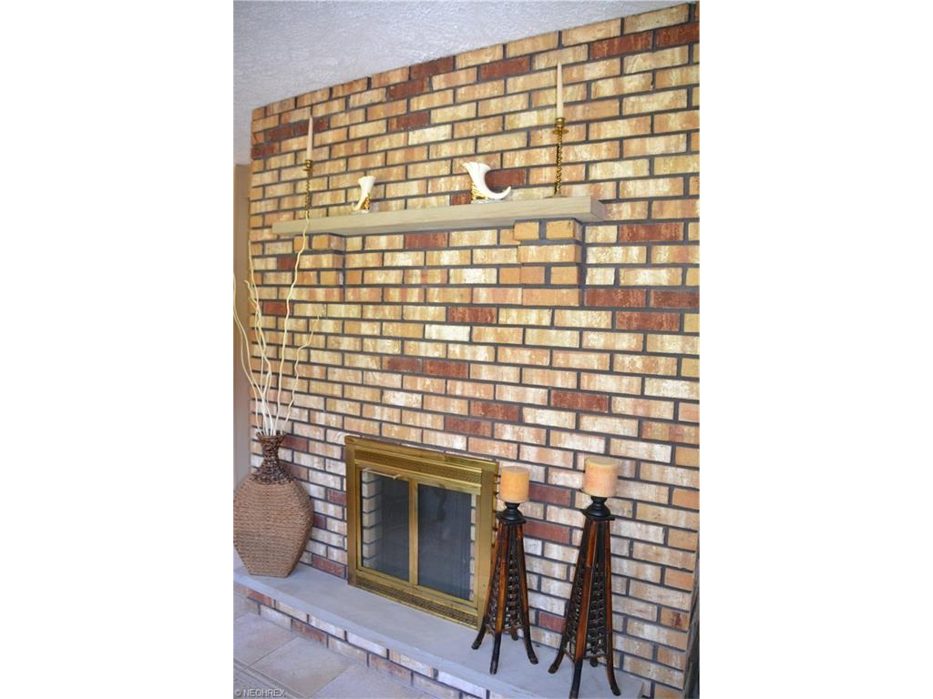 4057 Martindale Rd Northeast, Canton, OH 44705