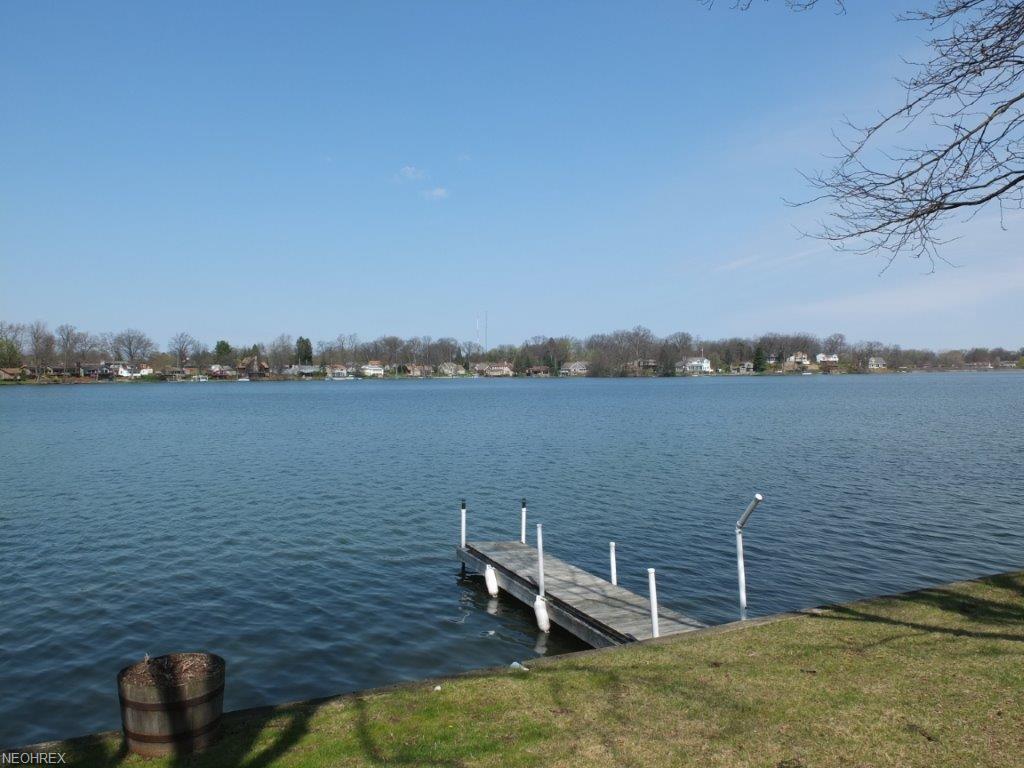 1382 Stardust Ave Northwest, Canton, OH 44708