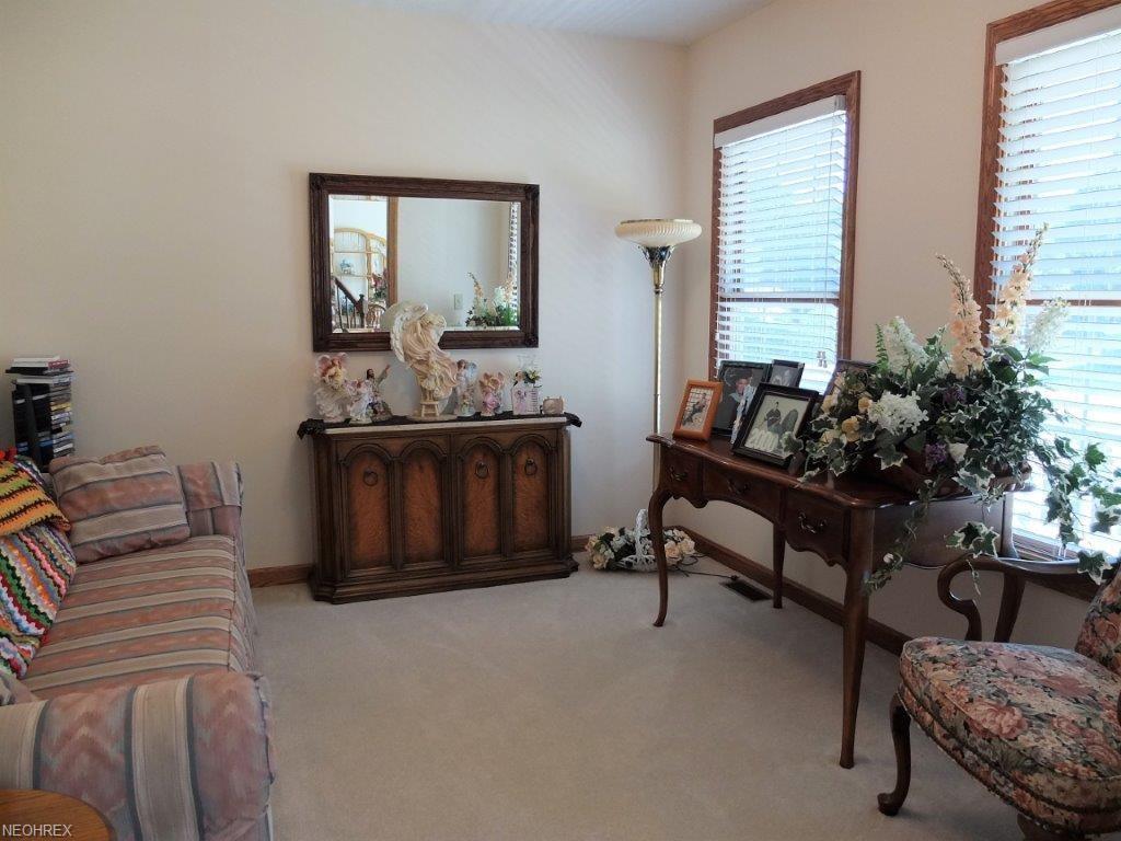 1151 Rolena Cir Northwest, Canton, OH 44708