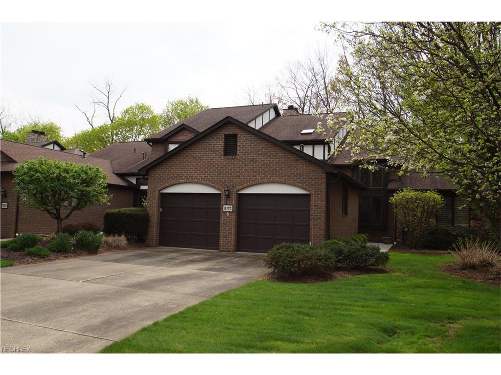 132 Brookview Dr Southwest, North Canton, OH 44709