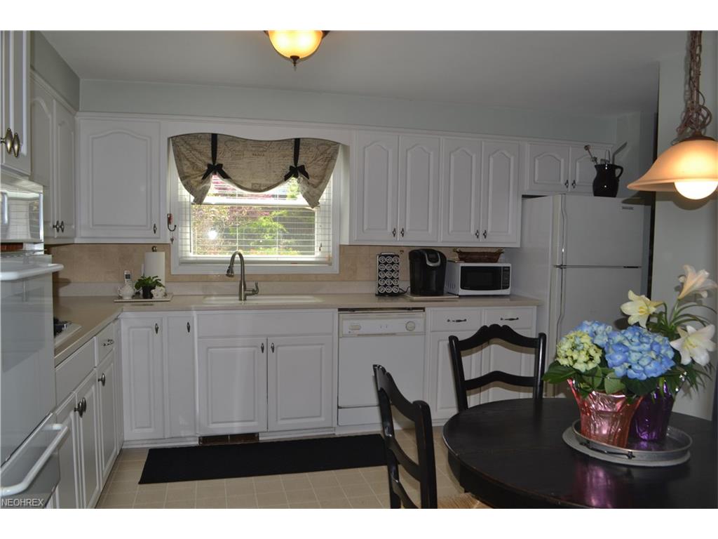 1010 48th St Northwest, Canton, OH 44709