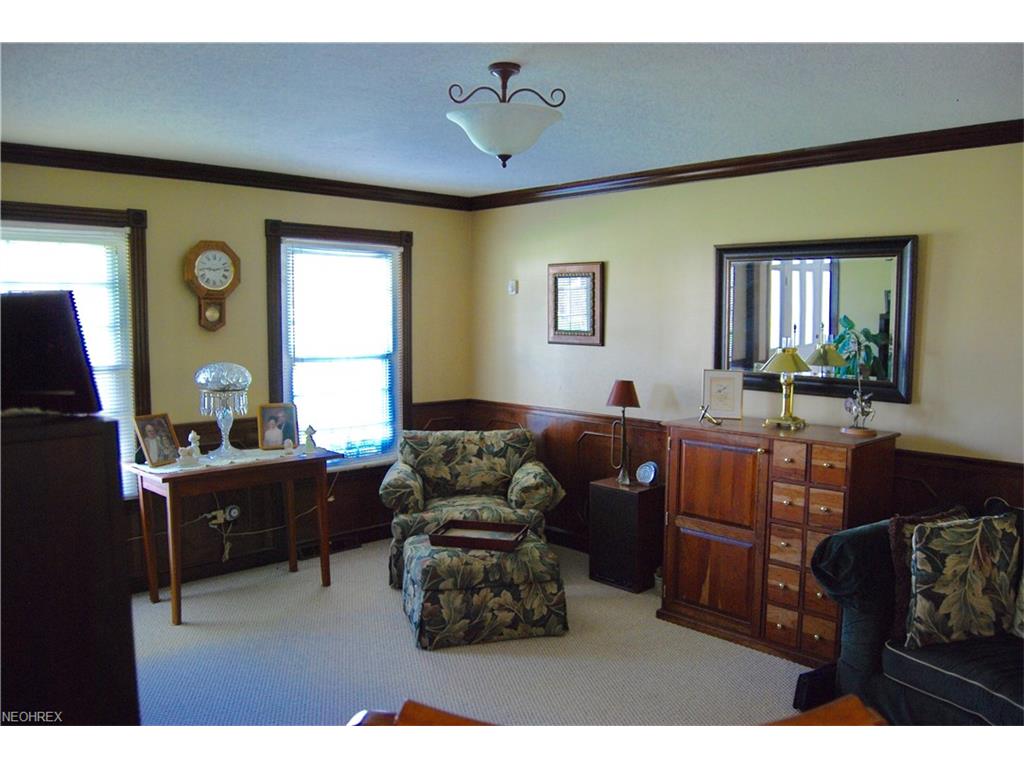 6800 Big Spring Ave Northeast, Canton, OH 44721