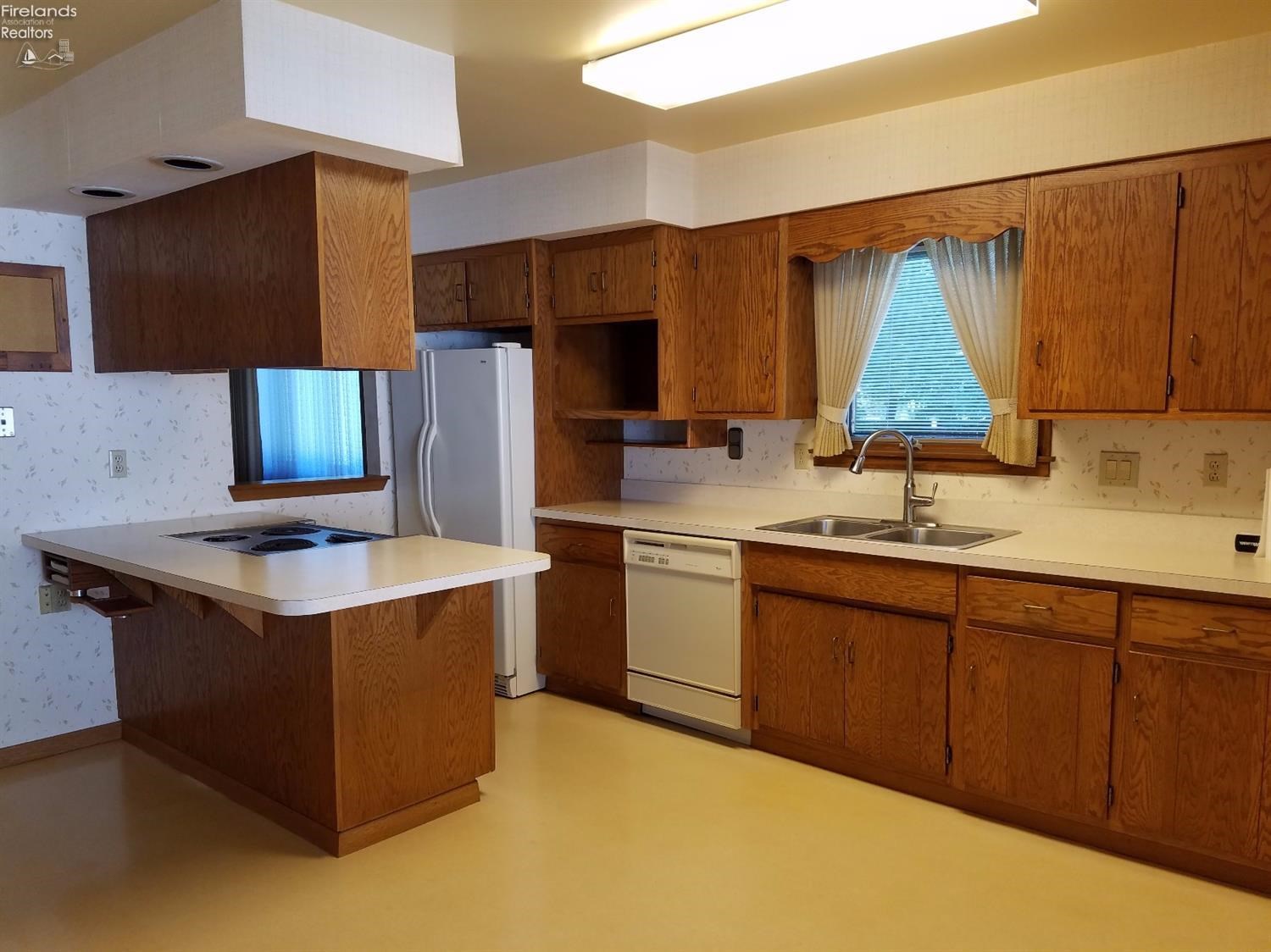 611 Rods Drive, Sandusky, OH 44870