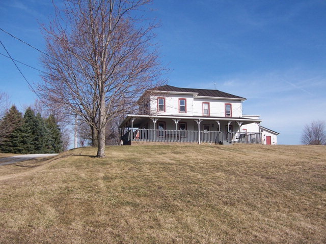 2702 Smiley Rd, Shelby, OH 44875