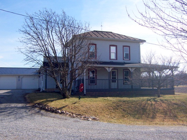 2702 Smiley Rd, Shelby, OH 44875