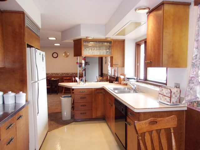 3994 Bullhead Road, Willard, OH 44890