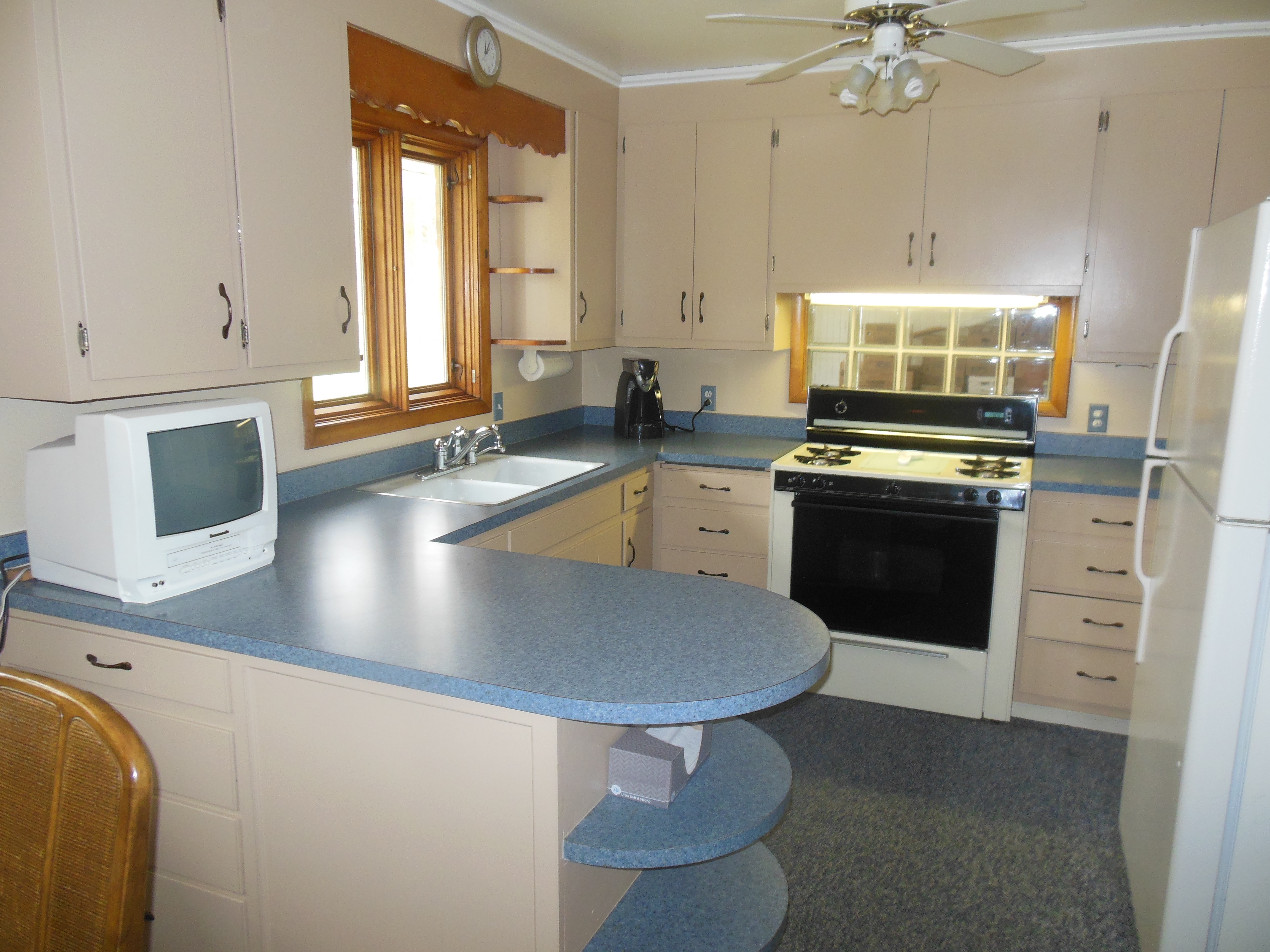 1566 Hanley Rd West, Mansfield, OH 44904