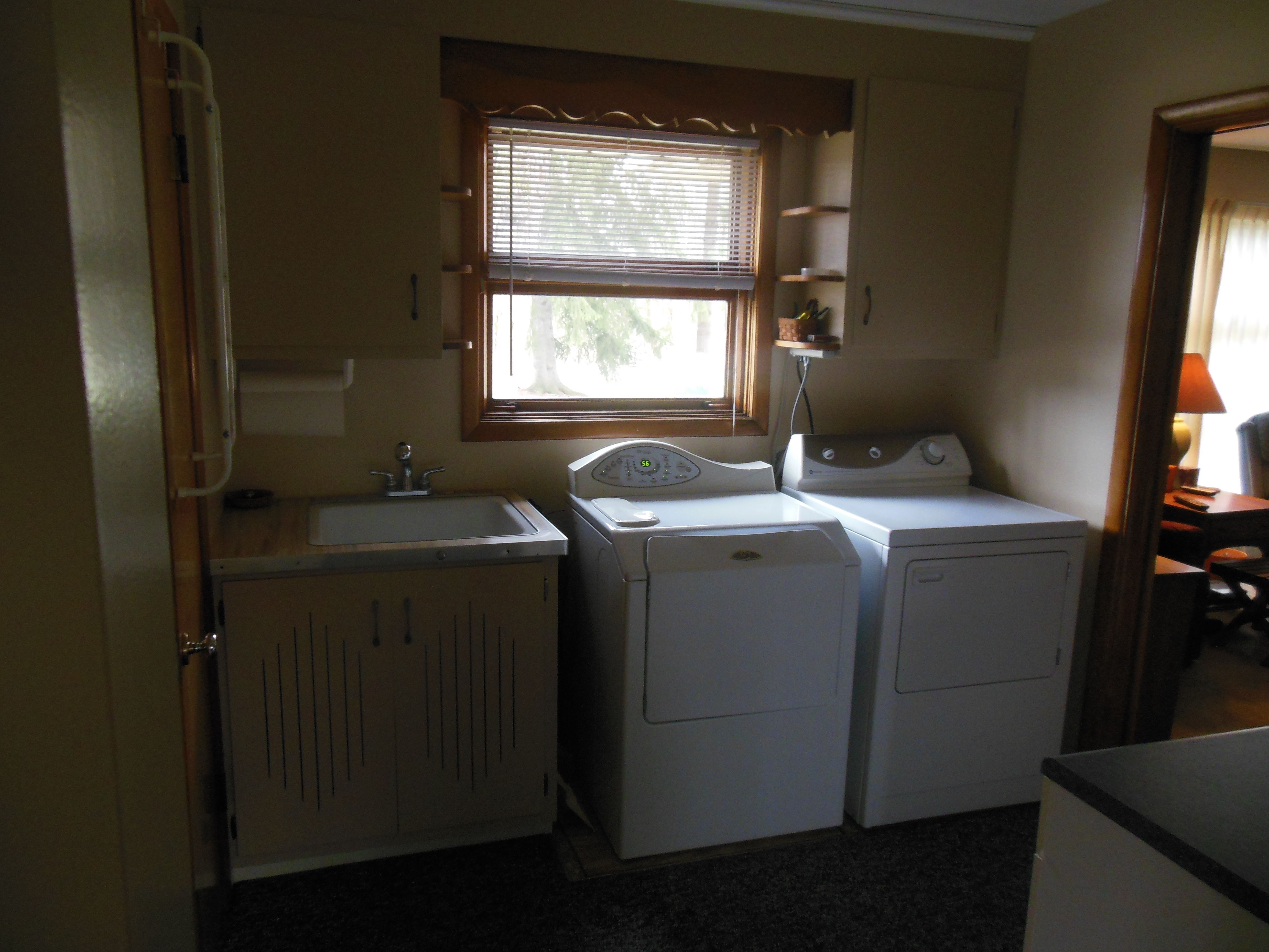 1566 Hanley Rd West, Mansfield, OH 44904