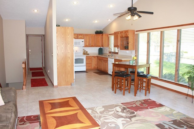 11 Woodside Boulevard, Lexington, OH 44904