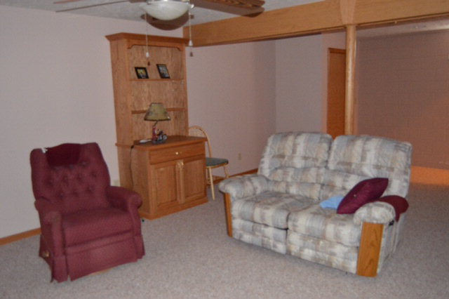 1619 Deer View Circle, Ontario, OH 44906