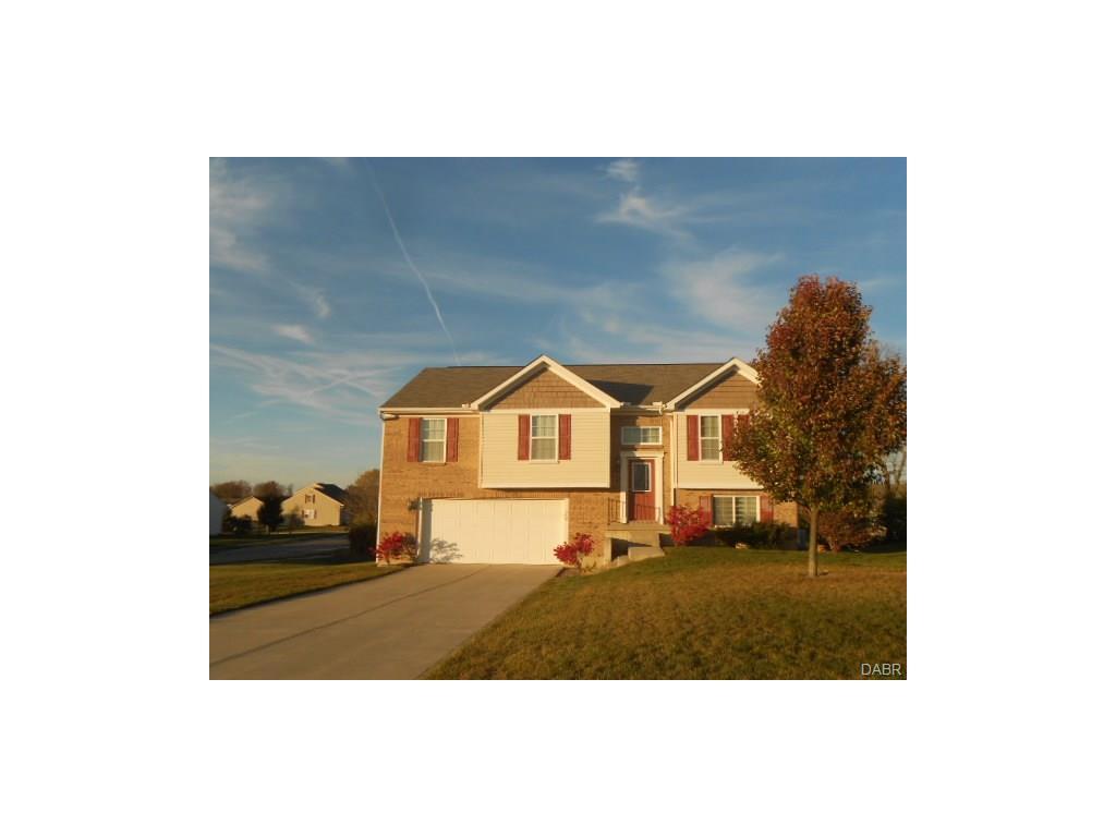 102 Ascot Glen Drive, Franklin, OH 45005
