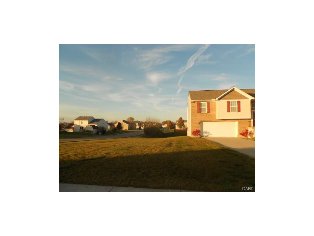 102 Ascot Glen Drive, Franklin, OH 45005