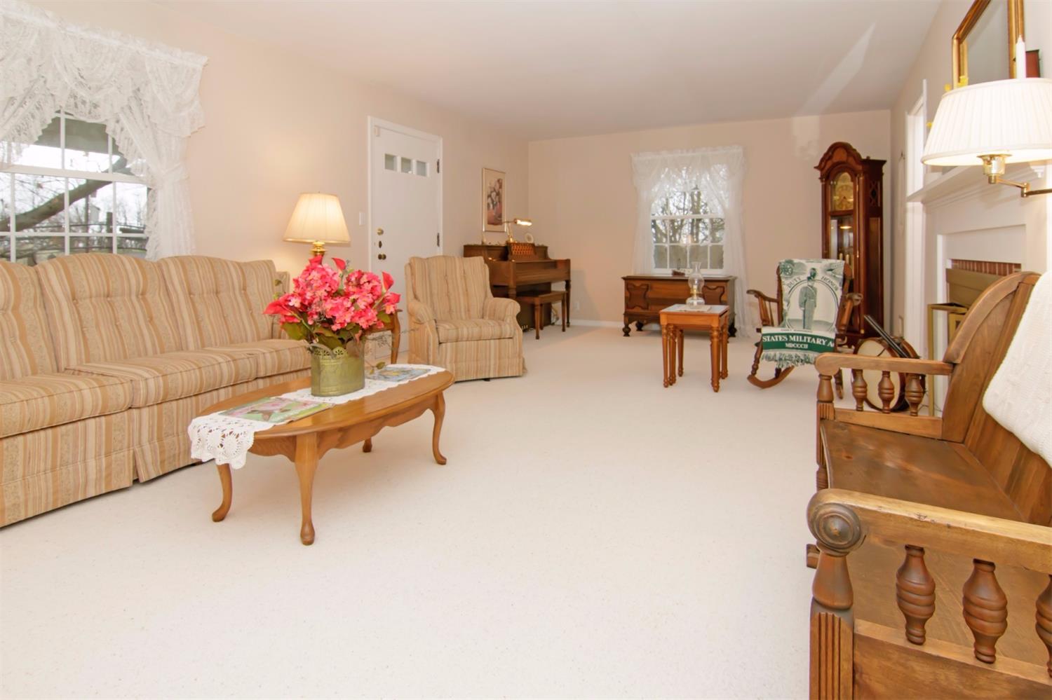 10 Hillcrest Drive, Hamilton, OH 45013