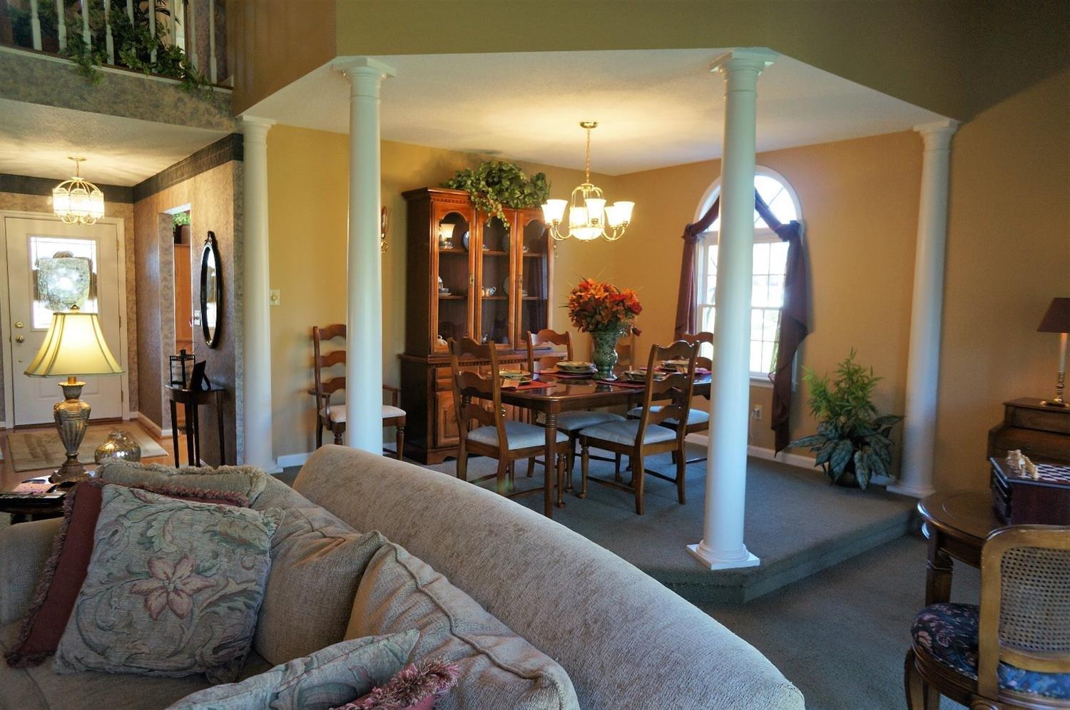 405 Cambridge Drive, Middletown, OH 45042