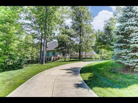 7900 Country Brook Ct, Springboro, OH 45066