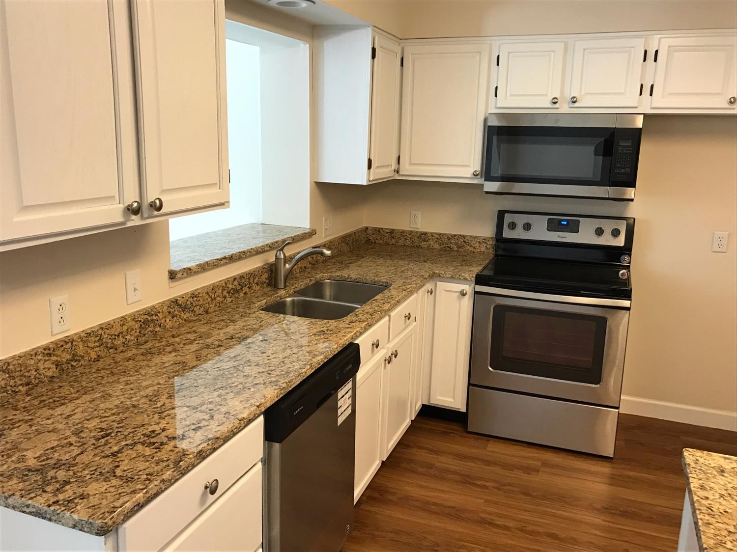 8668 Goldfinch Way, West Chester, OH 45069