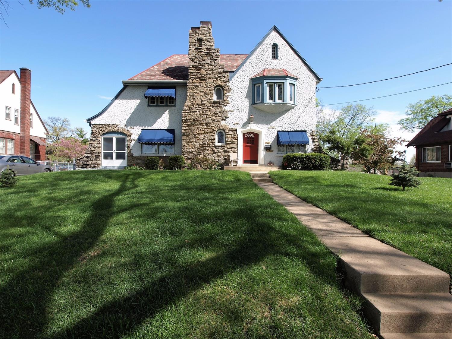 2696 Fleetwood Avenue, Cincinnati, OH 45211