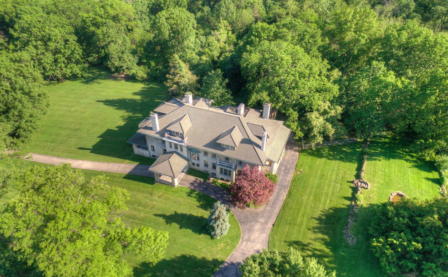 333 Oliver Road, Wyoming, OH 45215
