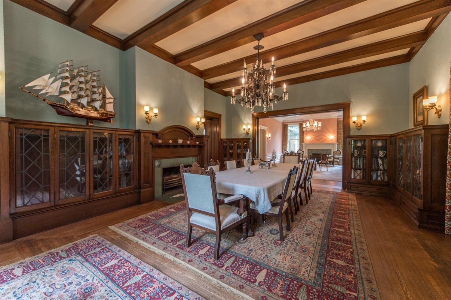 333 Oliver Road, Wyoming, OH 45215