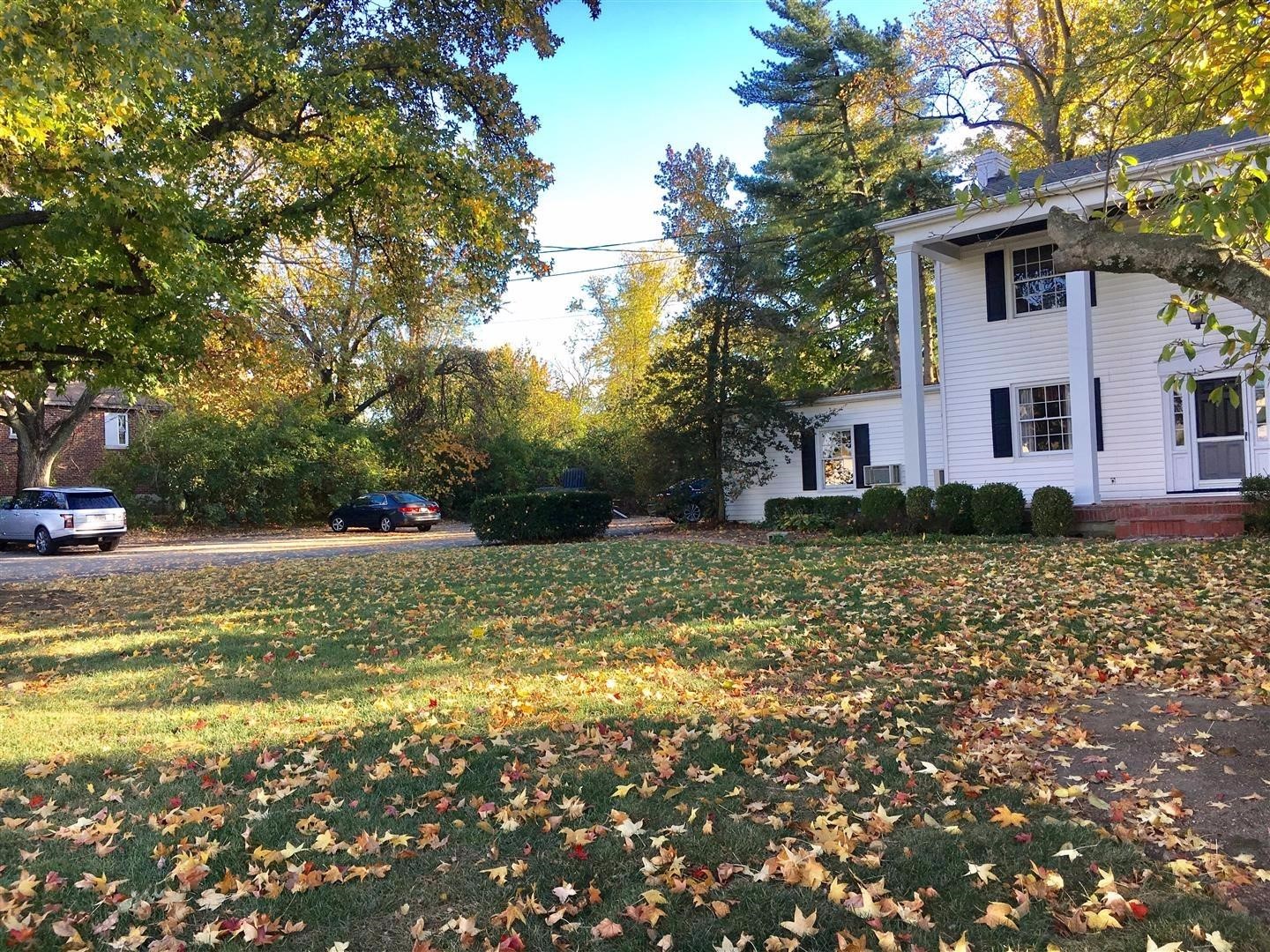 891 West North Bend Road, Cincinnati, OH 45224