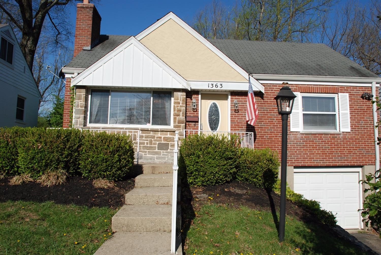 1363 Collinsdale Avenue, Anderson Twp, OH 45230