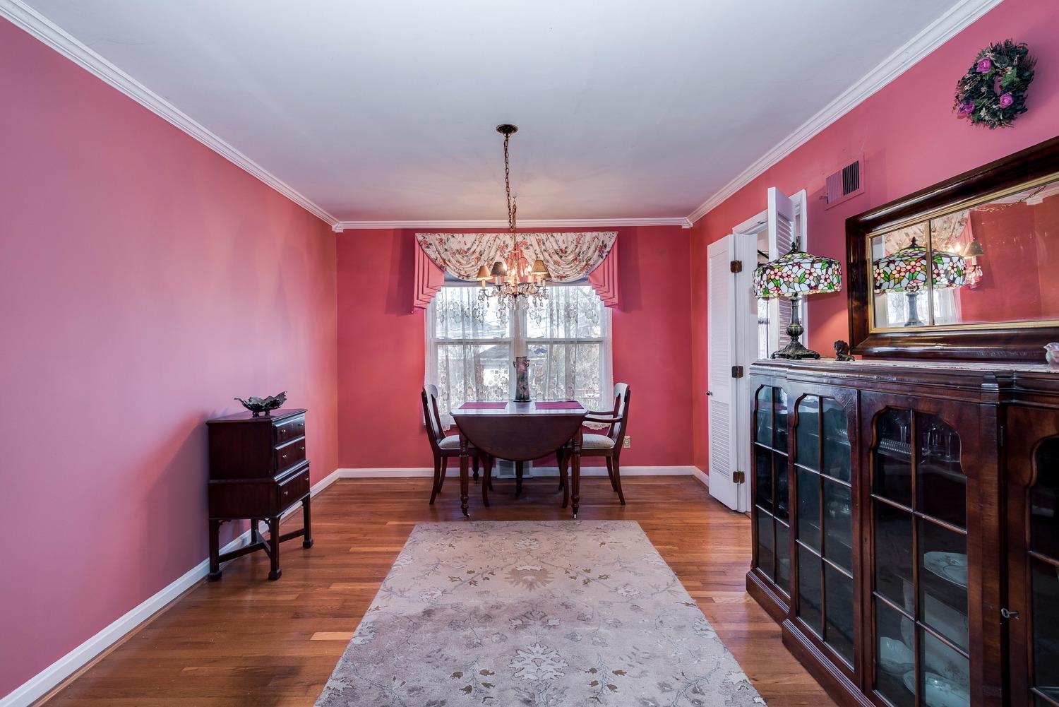 2202 Bluegrass Lane, Amberley, OH 45237