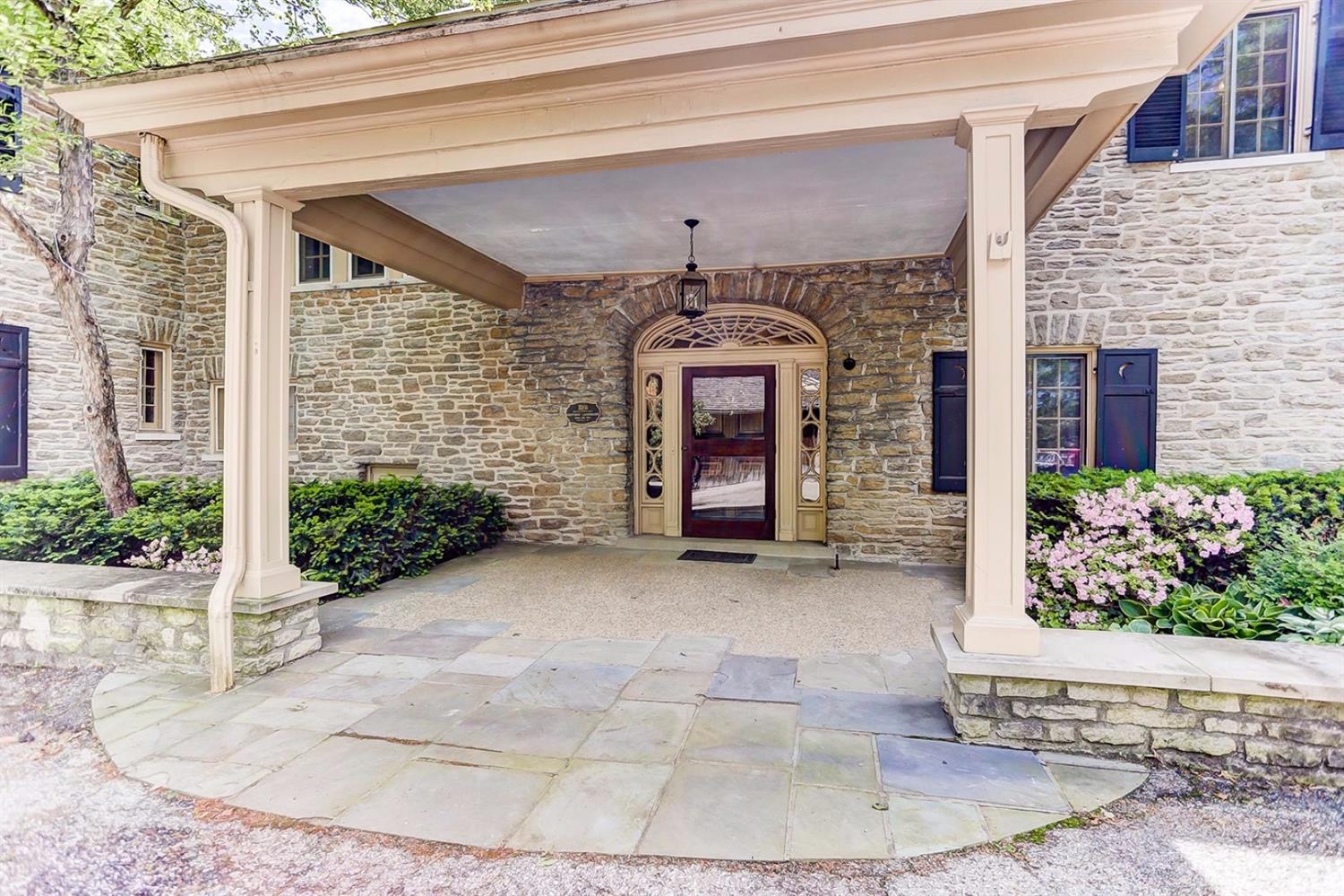 4600 Drake Road, Indian Hill, OH 45243