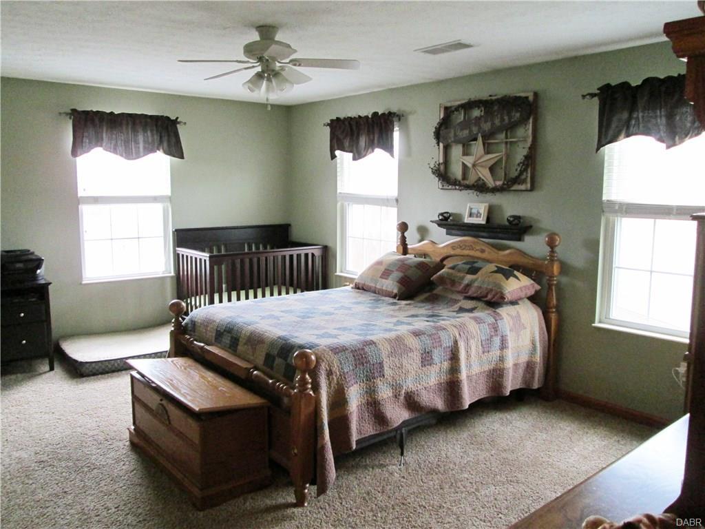 525 S Floyd Street, Lewisburg, OH 45338