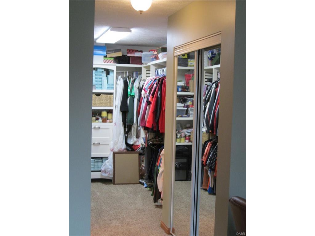 525 S Floyd Street, Lewisburg, OH 45338