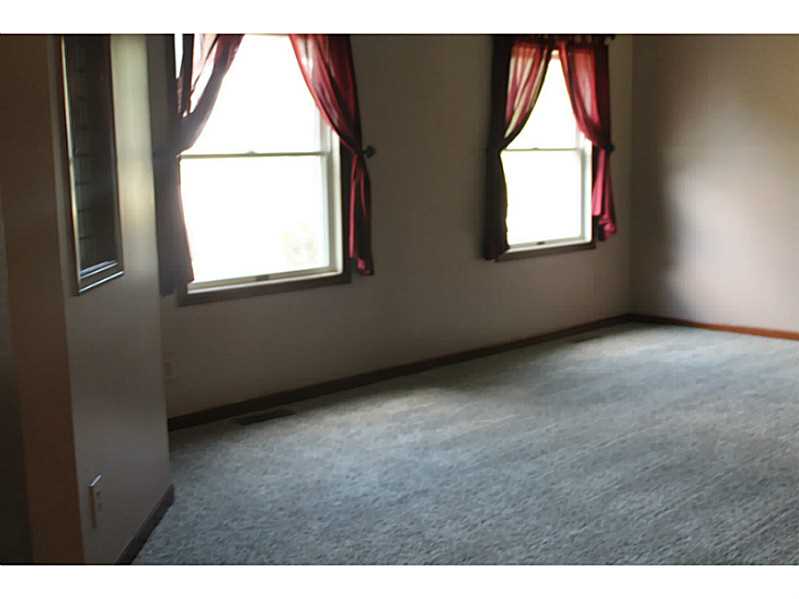 1311 MAPLE LEAF, Sidney, OH45365
