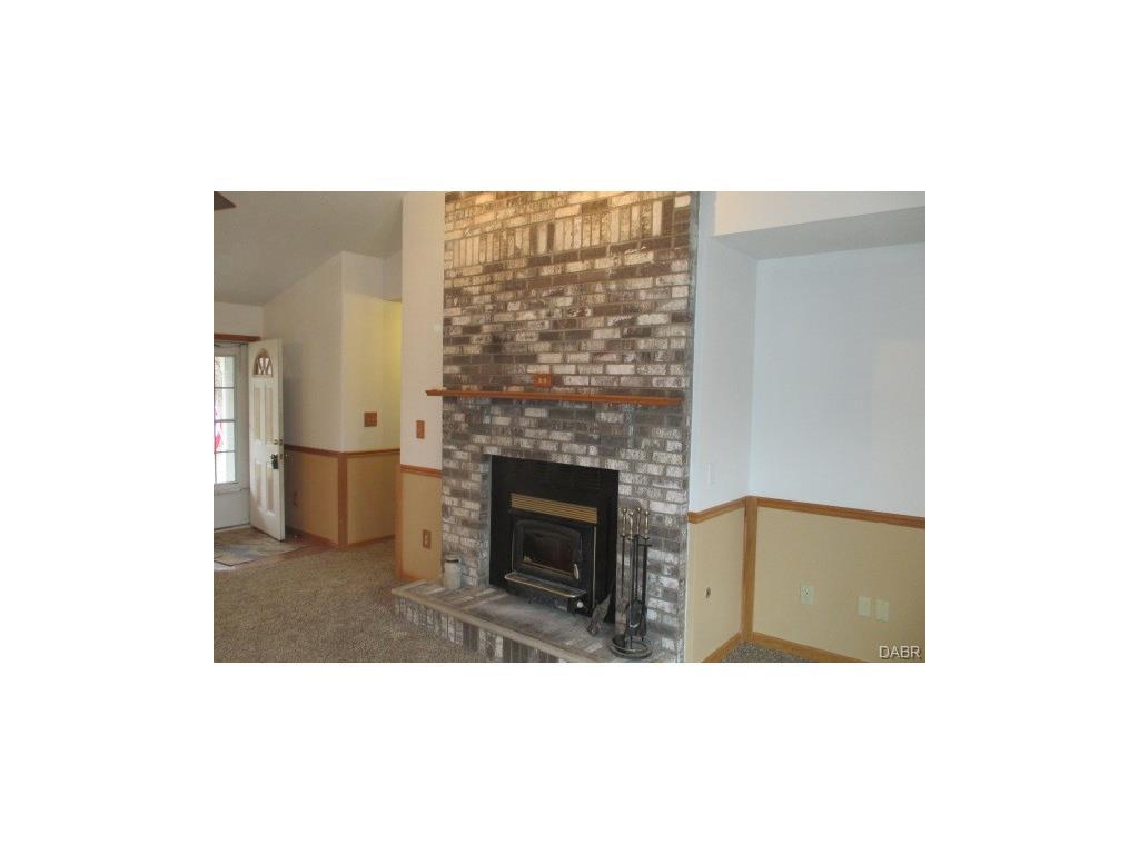 1544 B State Route 503, West Alexandria, OH 45381