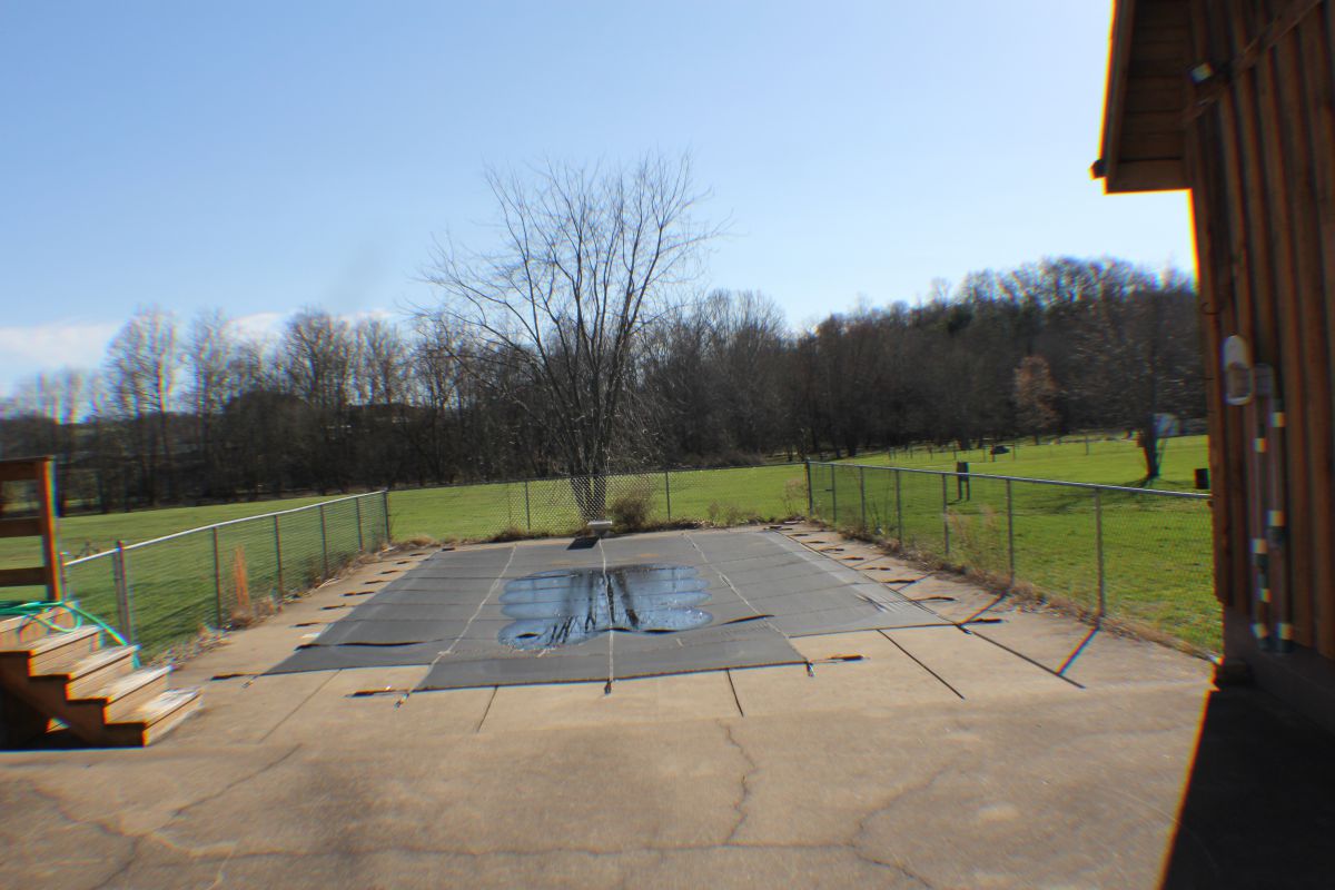 2487 Addison Pike, Gallipolis, OH 45631