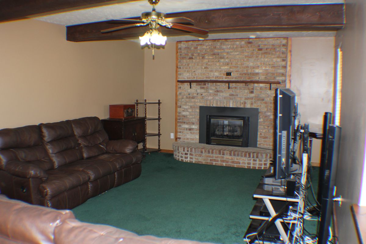 2487 Addison Pike, Gallipolis, OH 45631