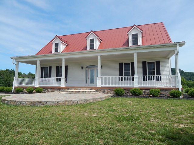 1642 Fairground Road, Lucasville, OH 45648