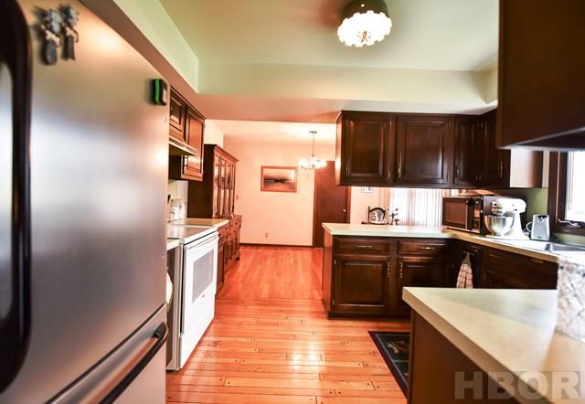 1826 IMPERIAL LN, Findlay, OH 45840
