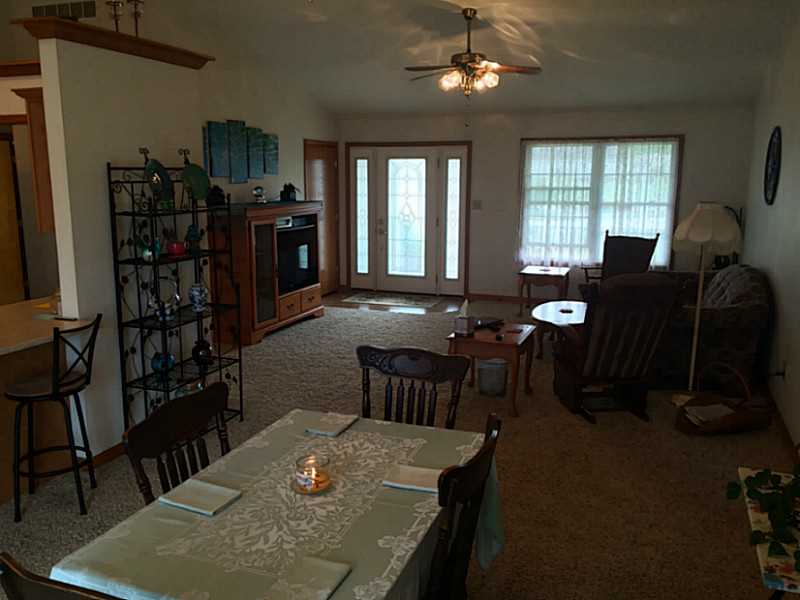 1053 STONEGATE, Wapakoneta, OH45895