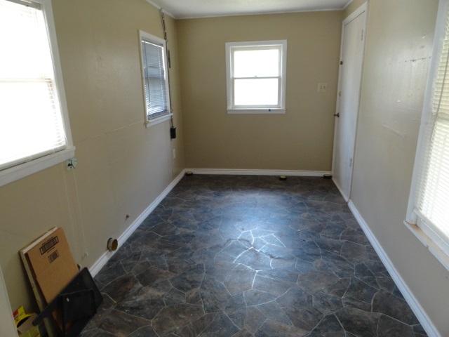 516 E Wallace, Apache, OK 73006