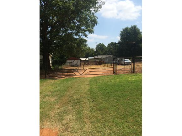 309W Cedar, Binger, Binger, OK 73009