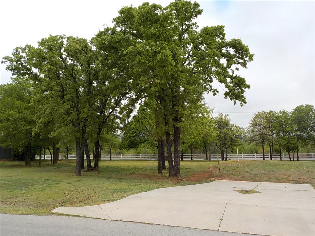 26933 Briar Oak Drive, Blanchard, OK 73010