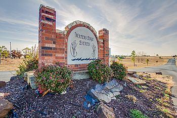 1020 S Morgan Road, Blanchard, OK 73010
