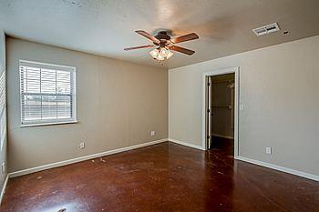 1020 S Morgan Road, Blanchard, OK 73010